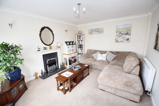 10, Lapwing Close, Eastbourne photo 3