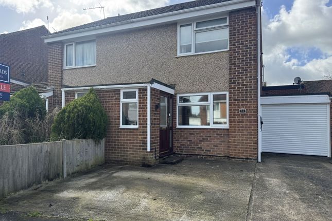 2-bed house on 52 Stanley Close, Staplehurst, £350,000