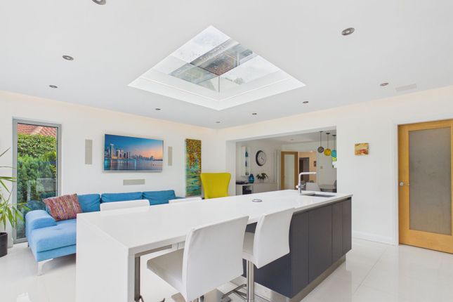 3 Dovecote Drive, Lincoln photo 3