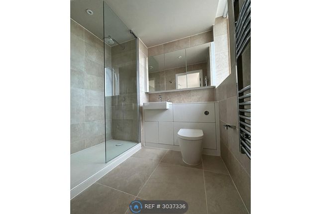 Bed Apartment, Berkshire House Queen Street, Maidenhead photo 4