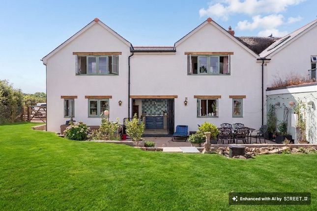 3 Leigh Cross, Crediton photo 4