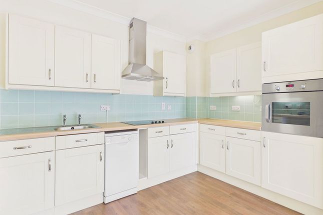 Leggyfield Court,41, Redford Avenue, Horsham photo 3
