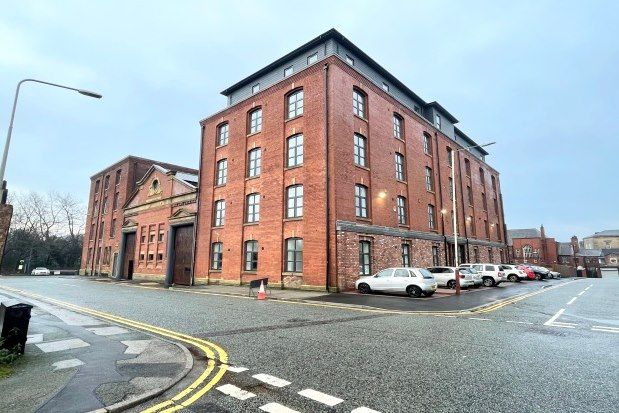 Thumbnail Flat to rent in George House, Bolton