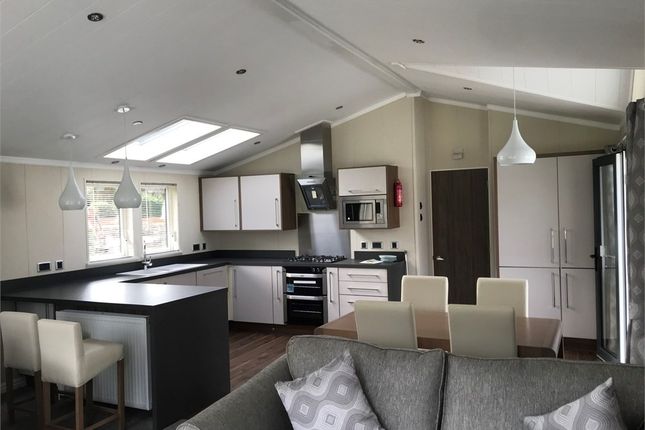 Mobile/park home for sale in Sun Valley Holiday Park, Pentewan, St Austell