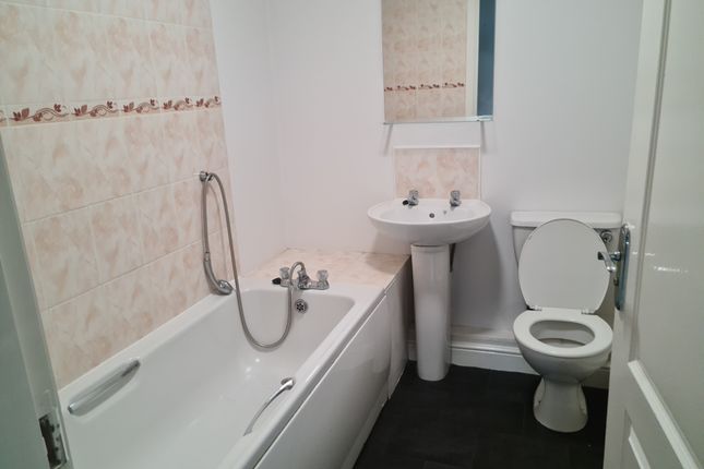 1, Cliffield View, , Swinton photo 2