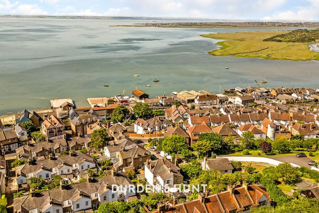 18 Hillside Road, Leigh-On-Sea photo 4
