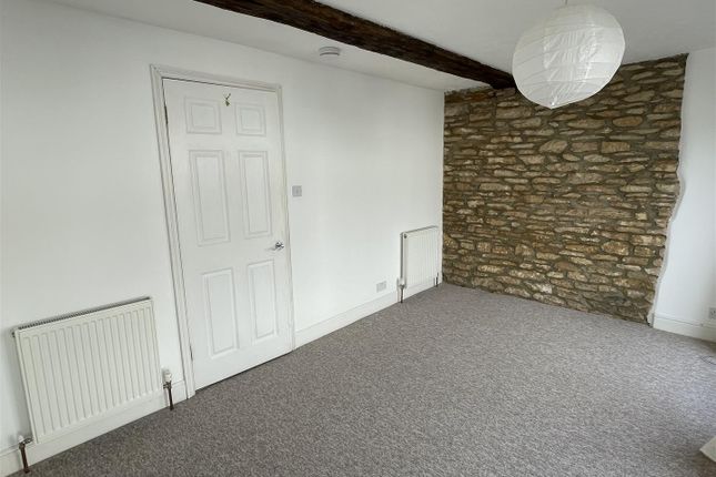 Flat 1, 4 Long Street, Tetbury photo 3