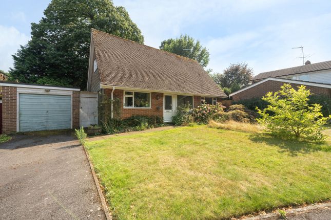 Thumbnail Detached house for sale in Cedar Close, Wokingham, Berkshire