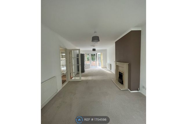 Thumbnail Semi-detached house to rent in Ashdown Close, Chandler's Ford, Eastleigh