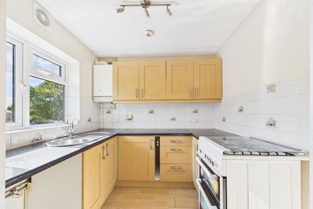 11 Southgate Drive, Towcester photo 4