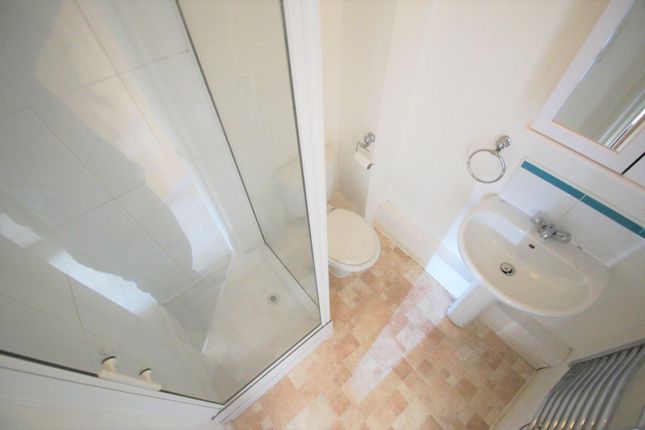 Flat for sale in Conisbrough Keep, Coventry