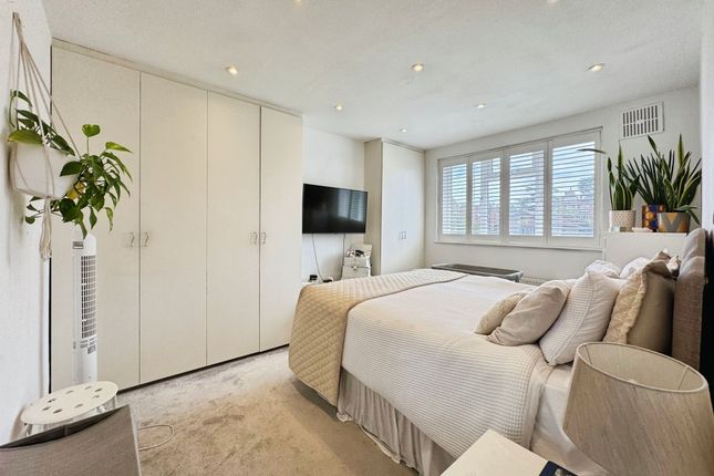 101 Deansbrook Road, Edgware photo 4