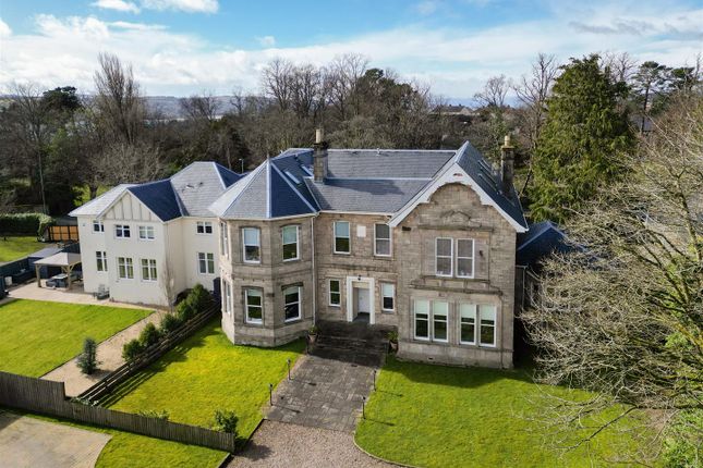 0/2 Islay Kerr House, Helenslee Road, Dumbarton photo 4