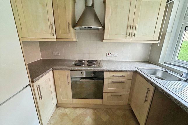 5, Small Thorn Place, Swadlincote photo 2