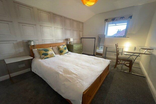 Thumbnail Room to rent in Room 2 157 Monks Road, Lincoln