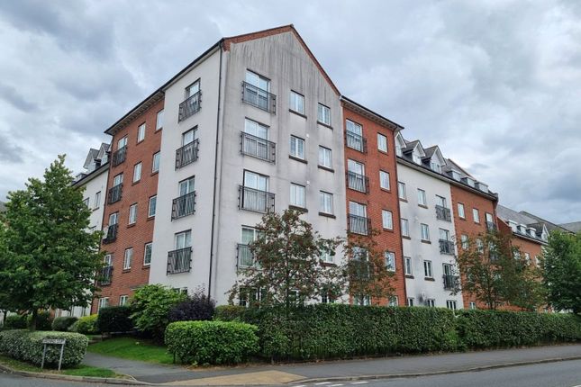 Thumbnail Flat for sale in Greenings Court, Warrington, Cheshire