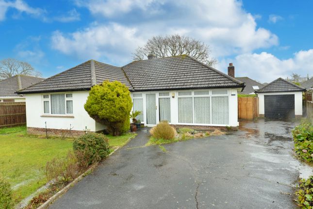 Thumbnail Bungalow for sale in Albany Close, Barton On Sea, New Milton, Hampshire