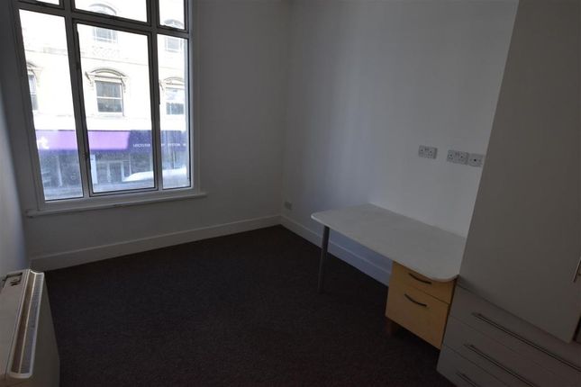 Flat to rent in Granby Street, Leicester