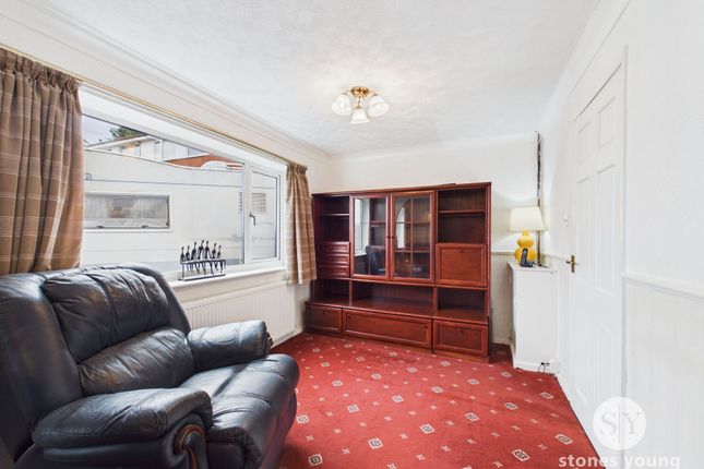 95 Openshaw Drive, Blackburn photo 4