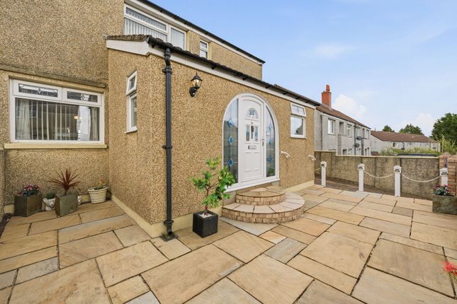 35, Samsons Avenue, Pontypool photo 2