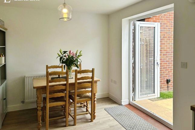 60, Baskerville Drive, Worcester photo 3