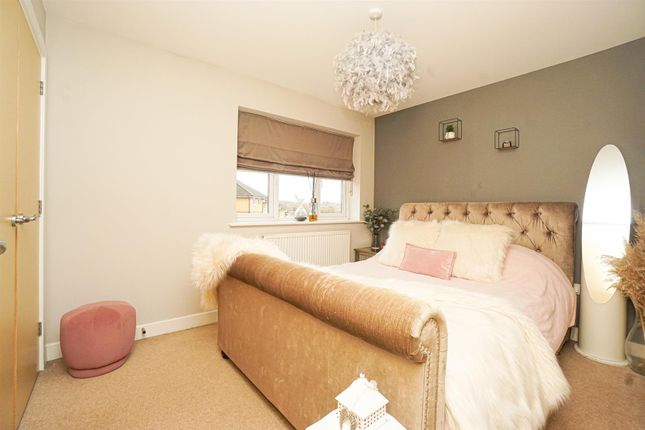 End terrace house for sale in Etchingham Drive, St. Leonards-On-Sea