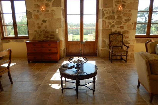 Country house for sale in Lesterps, Charente, Nouvelle-Aquitaine, France