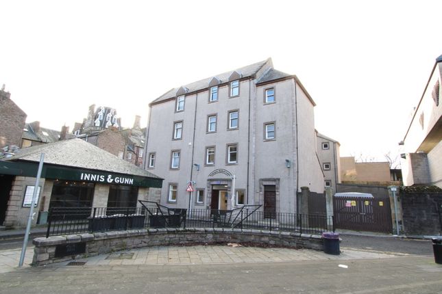 Thumbnail Flat to rent in Tay Square, Dundee