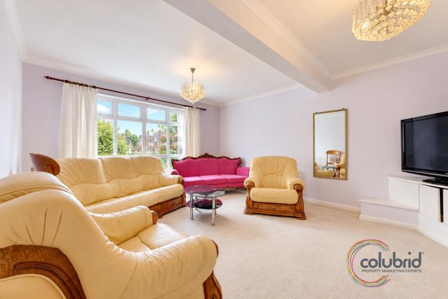 Oxwich Close, Corringham photo 4