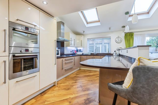 11, Gleneagles Drive, Chorley photo 4
