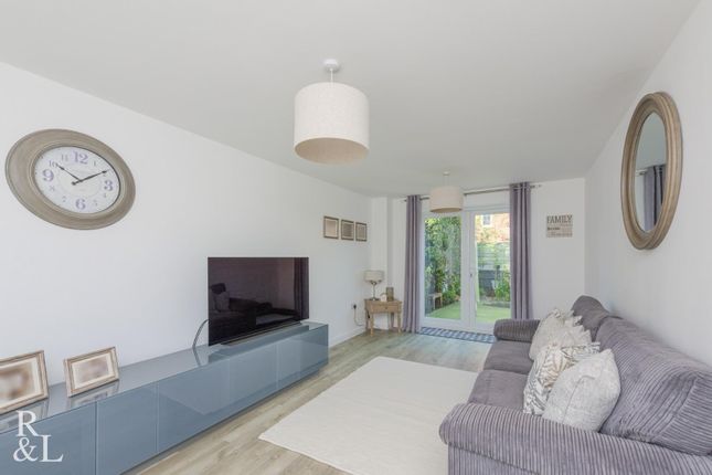 2, Kesbrook Drive, Overseal photo 4