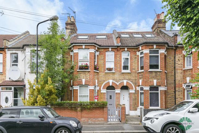 Thumbnail Flat for sale in Woodlands Road, London