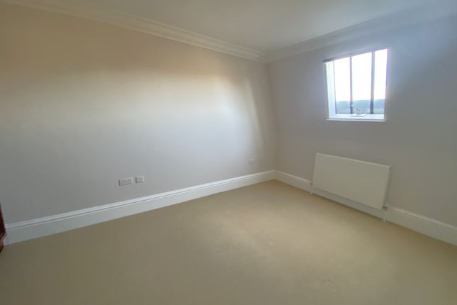 Flat for sale in Weymouth Avenue, Dorchester
