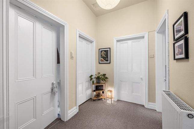 Flat 2, 30 The Walk, Southport photo 4