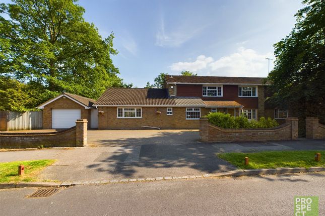 Thumbnail Detached house for sale in Knowles Avenue, Crowthorne, Berkshire