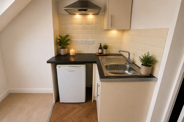 Room 5, 022 Royal Avenue, Doncaster photo 2