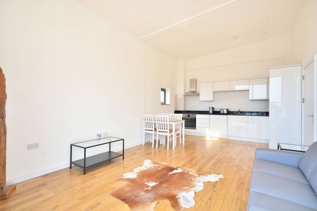 Flat for sale in Brady Street, Bethnal Green, London