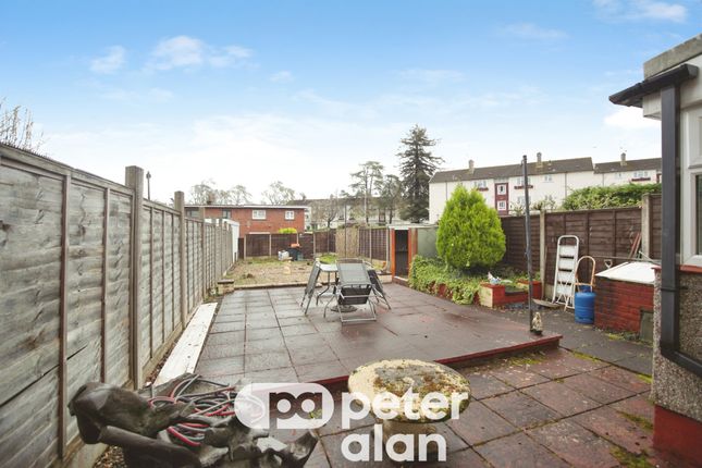 21, Steer Crescent, Newport photo 2