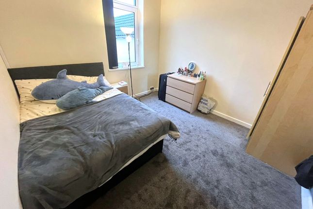 First Floor 124 Rhyddings Terrace, Swansea photo 5