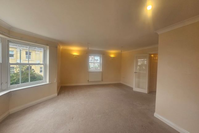 23, Paignton photo 2