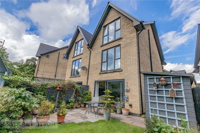 5, Old Mill Drive, Mossley photo 2