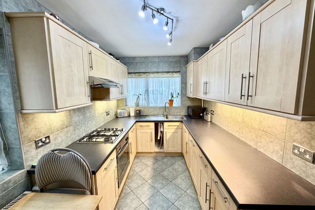 Alison Court,1, Hale Lane, Edgware photo 2