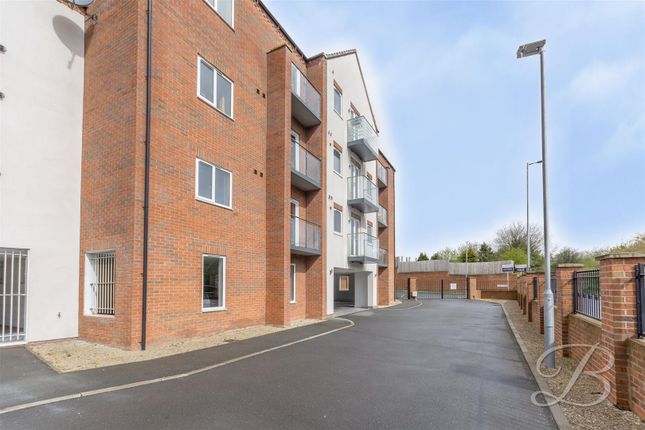 Flat for sale in Woodland Park View, Mansfield