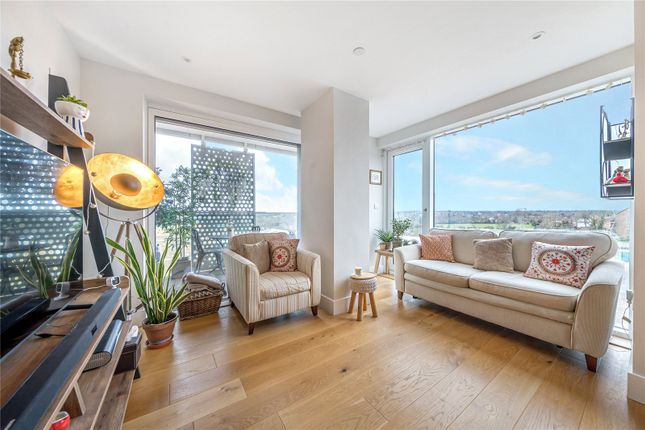 Thumbnail Flat for sale in Northway House, Acton Walk, Whetstone