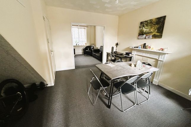 1160, Neath Road, Swansea photo 5