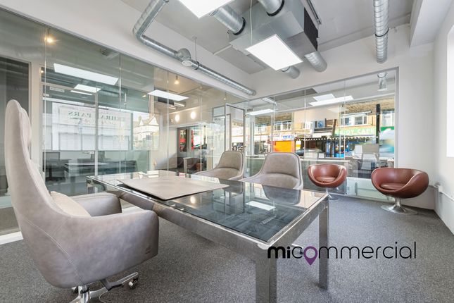 Office to let in High Road, London