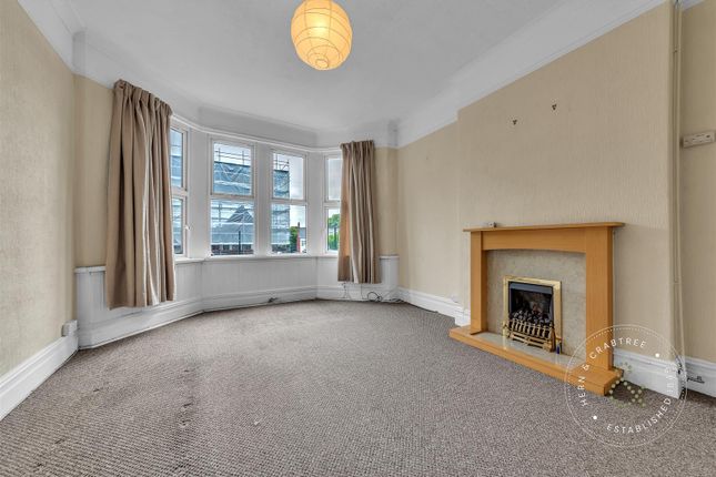 Albany-Road-First-Floor-04.Jpg