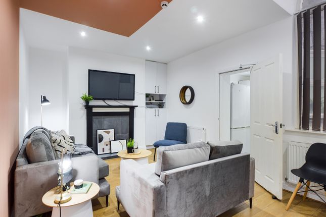Thumbnail Shared accommodation to rent in Smithdown Road, Liverpool