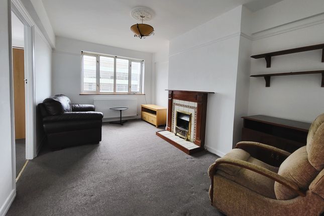 Flat for sale in Kimber Road, London