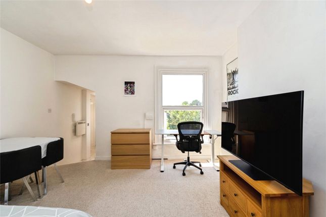 Flat 5, 85, Richmond Road, Kingston upon Thames photo 4